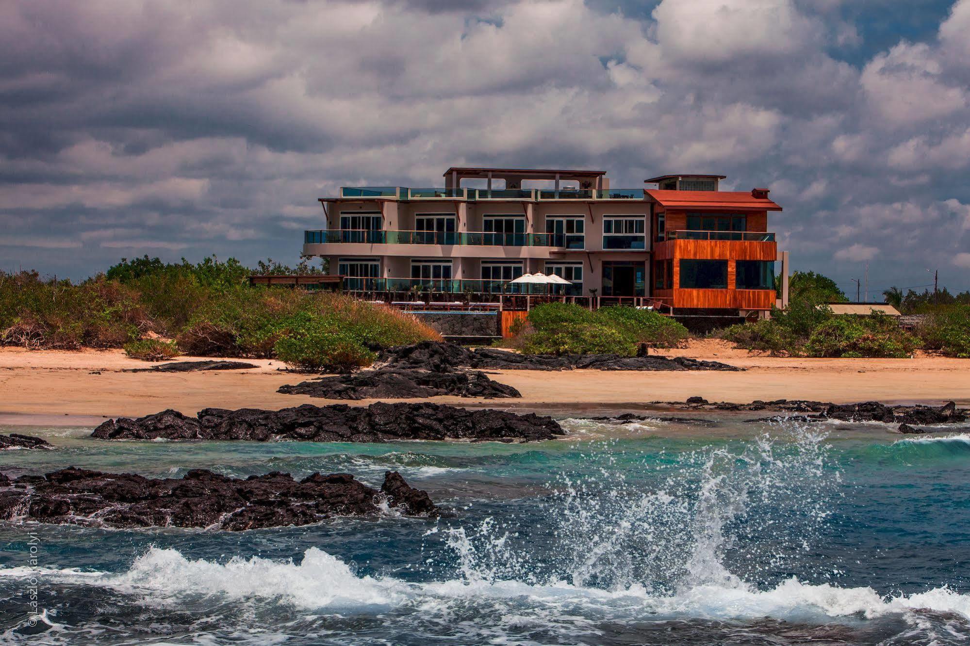 Iguana Crossing Boutique Hotel Puerto Villamil Exterior foto